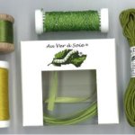 Au Ver à Soie zijdegaren zijden borduurgaren pack decouverte proefpakketje zijdelint 4 mm.
